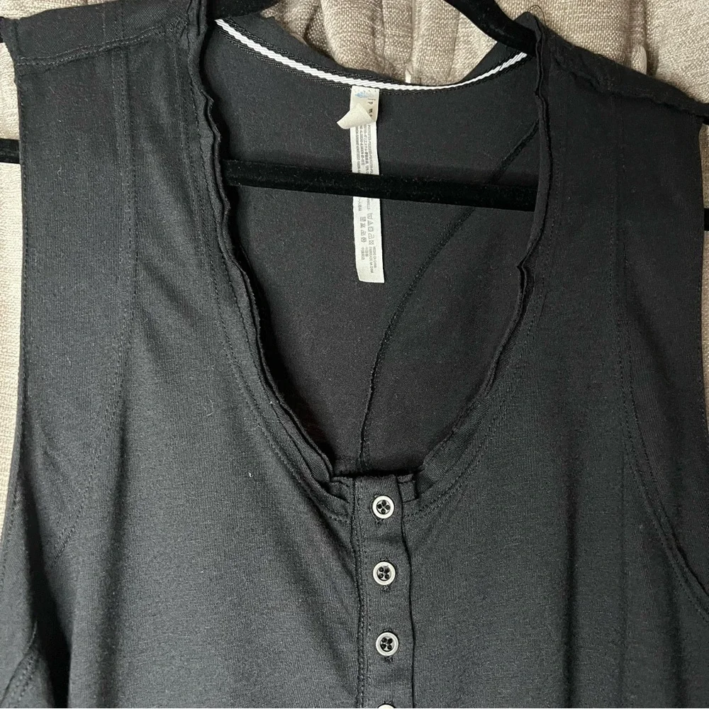Free People Movement Black High Tide Cropped Sleeveless Top Size Small